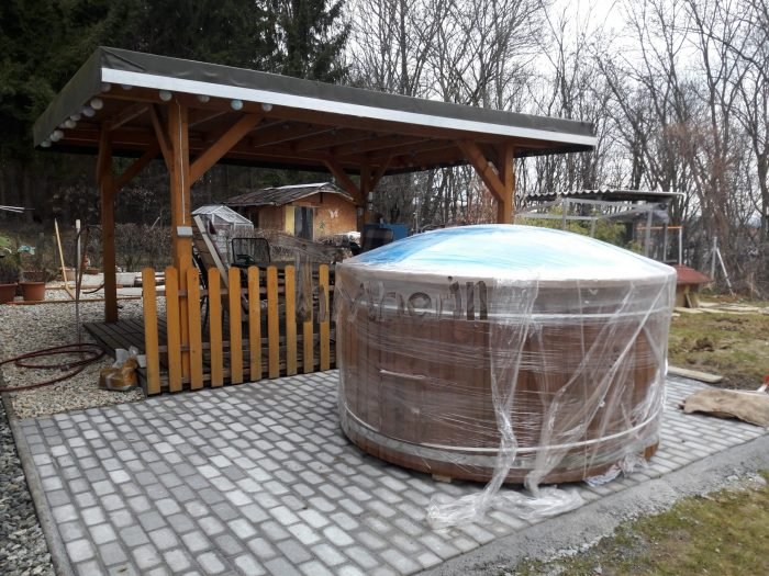 Badezuber GFK mit Aussenofen, Otto, Kleinmürbisch, Österreich 5 Badezuber GFK Mit Aussenofen, Otto, Kleinmürbisch, Österreich (1)