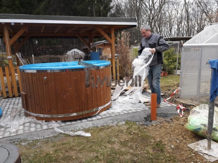 Badezuber GFK mit Aussenofen, Otto, Kleinmürbisch, Österreich 6 Badezuber GFK Mit Aussenofen, Otto, Kleinmürbisch, Österreich (2)