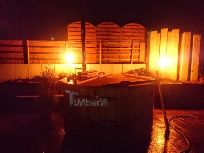 Holzbadezuber Deluxe: Sibirische Fichte, Lärche, Martin, Renchen Ulm, Deutschland 2 Holzbadezuber Deluxe Sibirische Fichte, Lärche, Martin, Renchen Ulm, Deutschland (1)