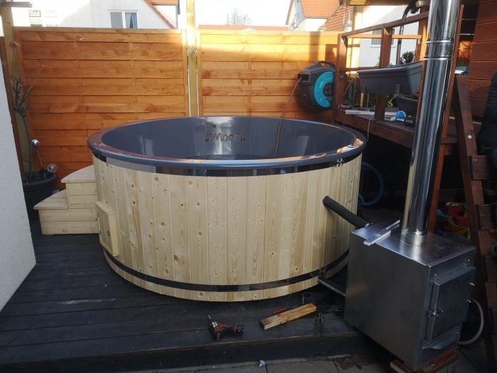 Badezuber GFK mit Aussenofen: Holzofen -Pelletofen - Gasofen - Dieselofen, Maik, Weissach, Deutschland 2 Badezuber GFK Mit Aussenofen Holzofen Pelletofen Gasofen Dieselofen, Maik, Weissach, Deutschland (1)