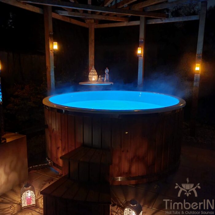 Badefass Hot Tube Whirlpool Mit Holzofen – TimberIN Rojal (2)